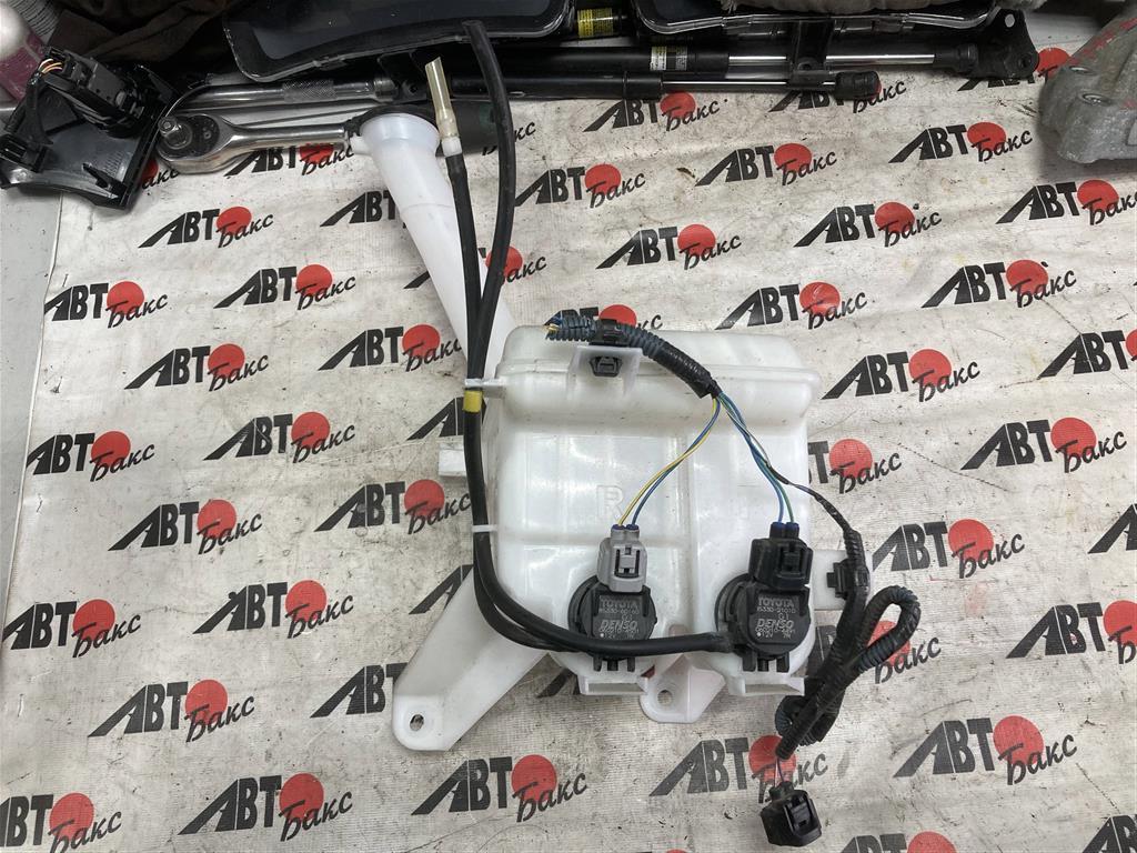 TOYOTA VITZ NSP130 для бачек омывателя