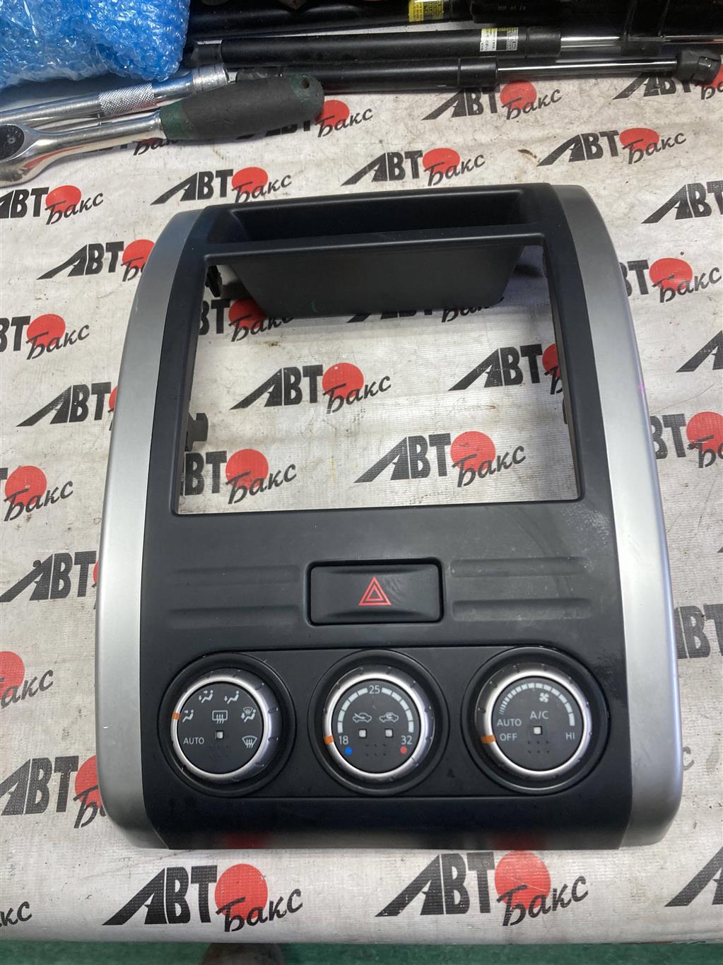 NISSAN X-TRAIL T31 для Климат контроль