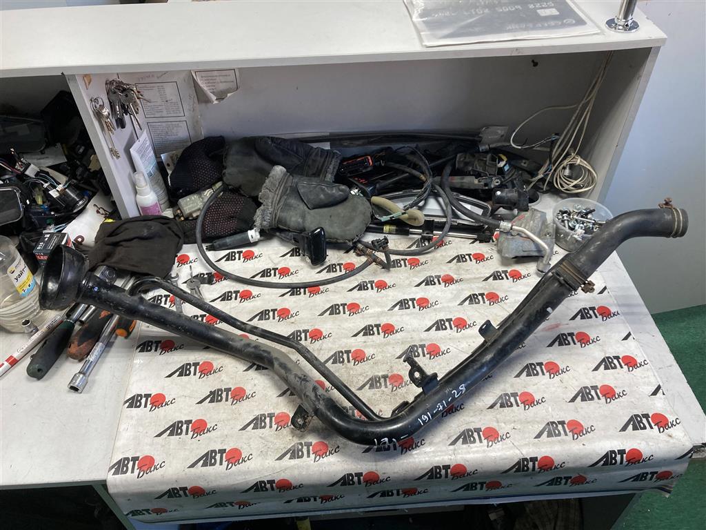 NISSAN X-TRAIL NT32 для Горловина топливного бака