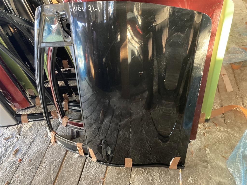 TOYOTA AQUA NHP10 для Дверь передняя правая