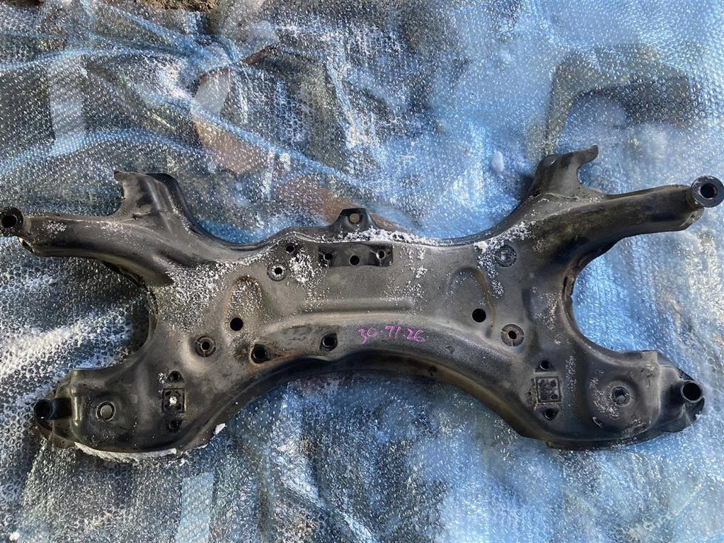 TOYOTA WISH ANE10G/ANE11W/ZNE10G/ZNE14G  для балка передняя