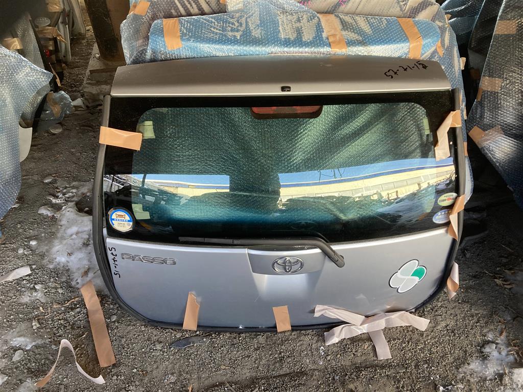 TOYOTA PASSO KGC10/KGC15/QNC10  для Дверь задка