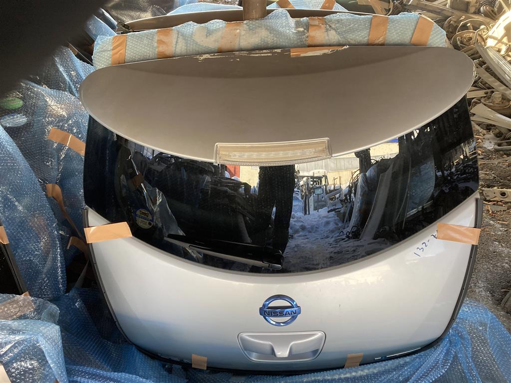 NISSAN LEAF AZE0 для Дверь задка