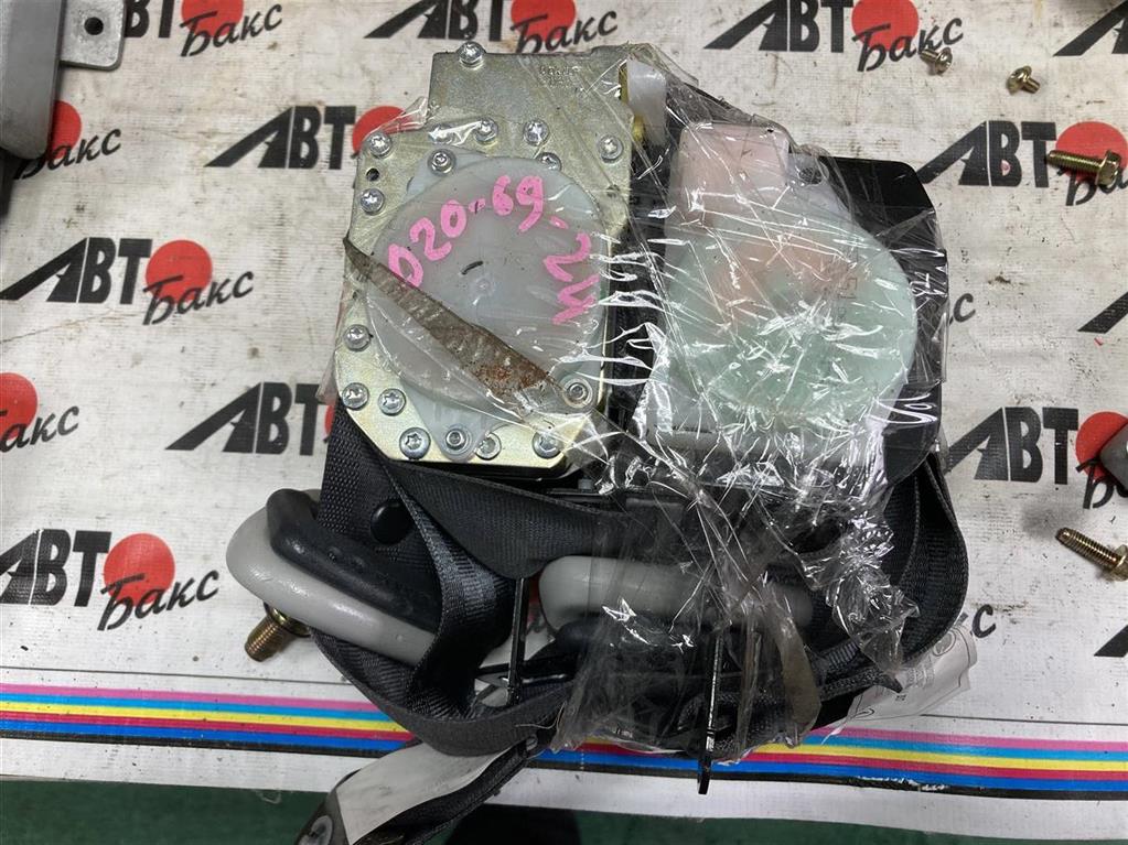 TOYOTA VITZ NCP10/NCP13/NCP15/SCP10/SCP13  для ремни безопасности передние пара