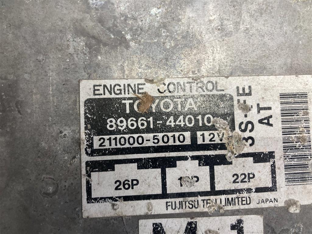 TOYOTA IPSUM SXM10G/SXM15G/CXM10G для блок управления двс