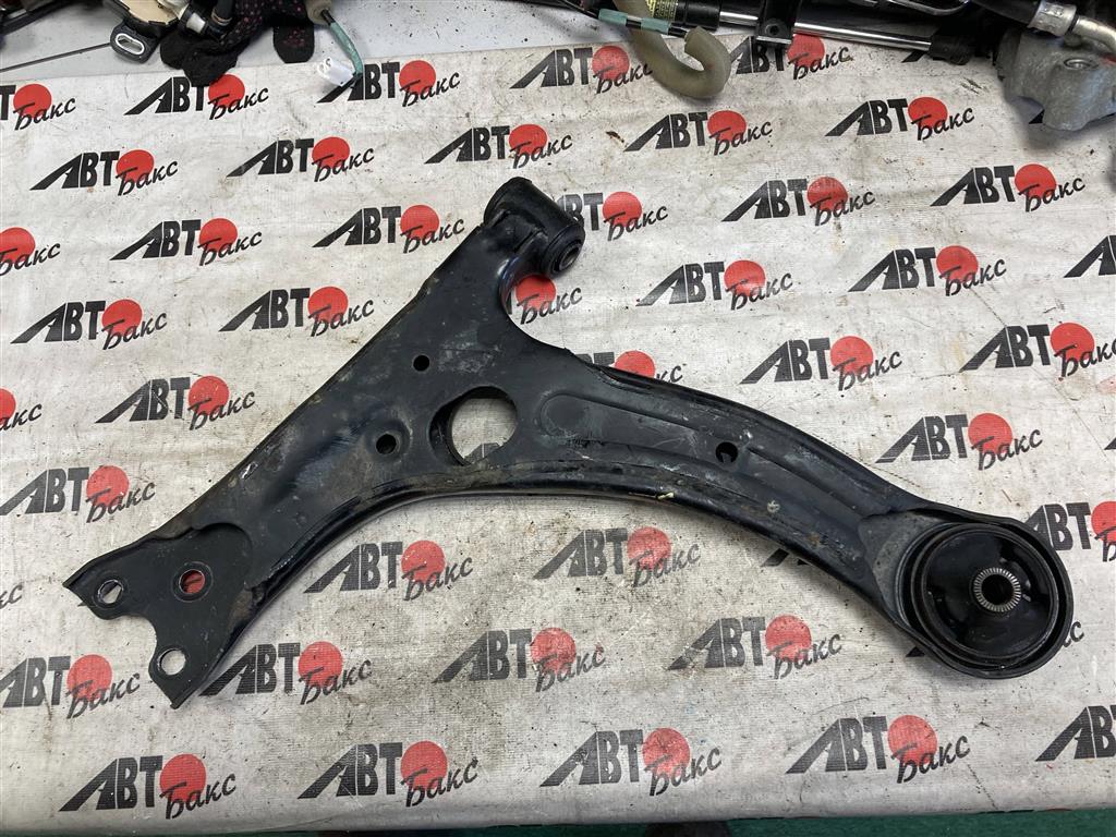 TOYOTA PRIUS NHW20 для Рычаг передний нижний правый