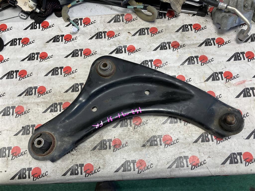 NISSAN LEAF AZE0 для Рычаг передний нижний правый
