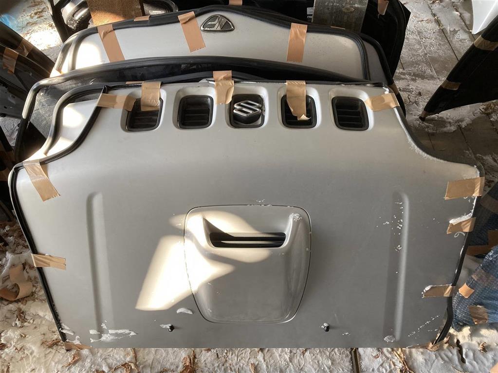 SUZUKI JIMNY JB23W для Капот