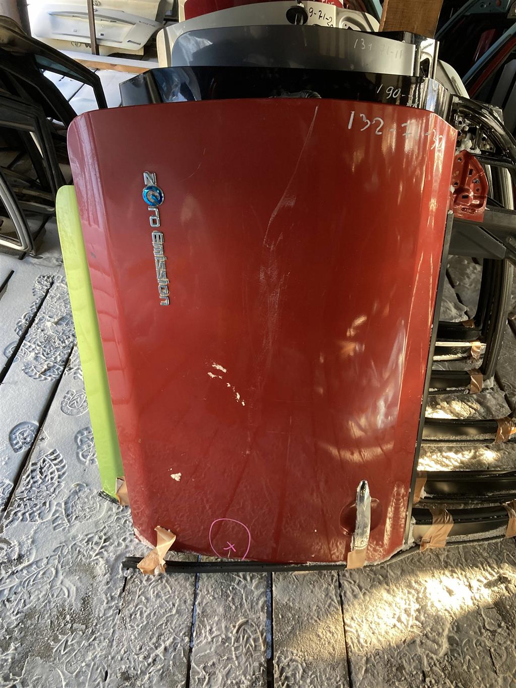 NISSAN LEAF AZE0 для Дверь передняя левая