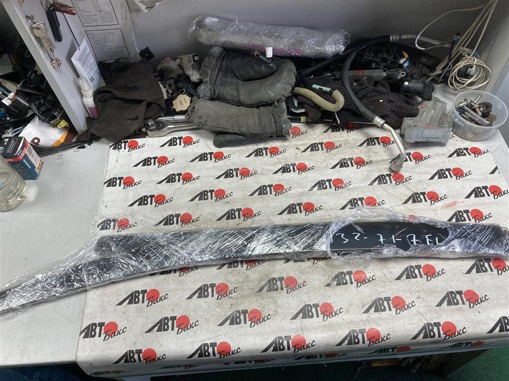 NISSAN LEAF AZE0 для Ветровики