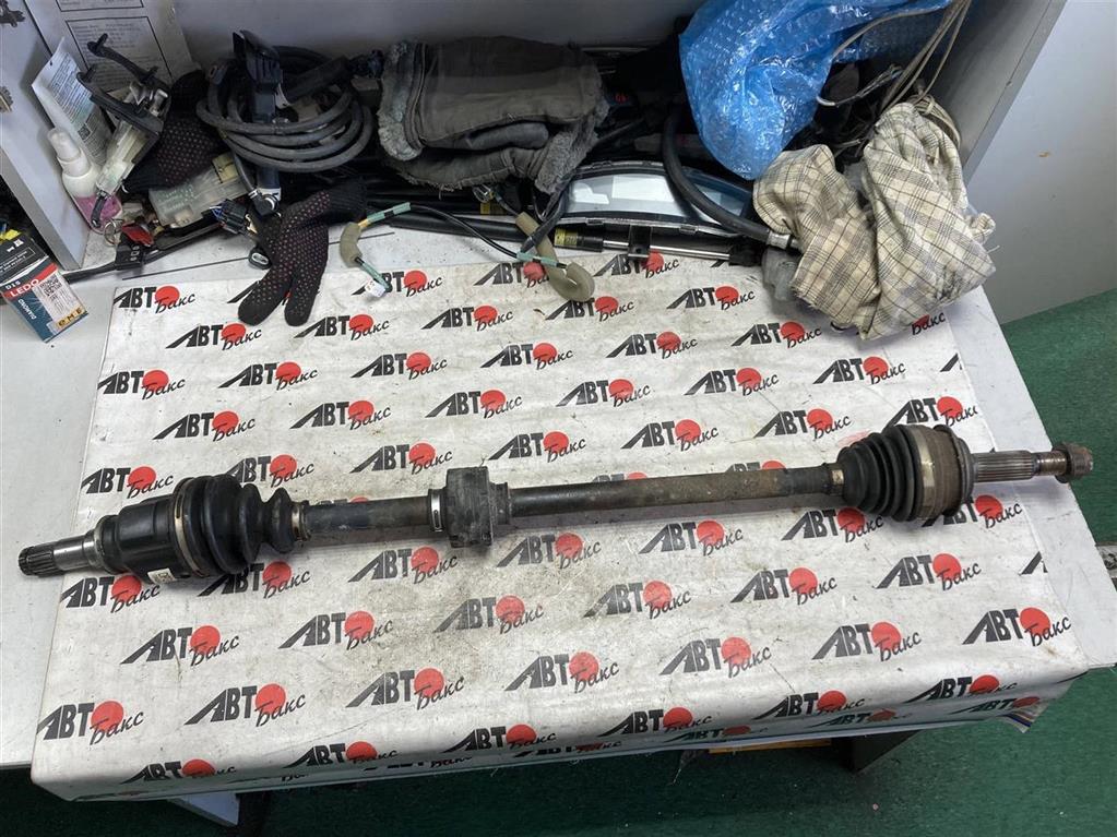 TOYOTA AQUA NHP10 для Привод передний правый