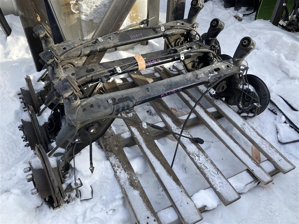 NISSAN LEAF AZE0 для Балка задняя в сборе