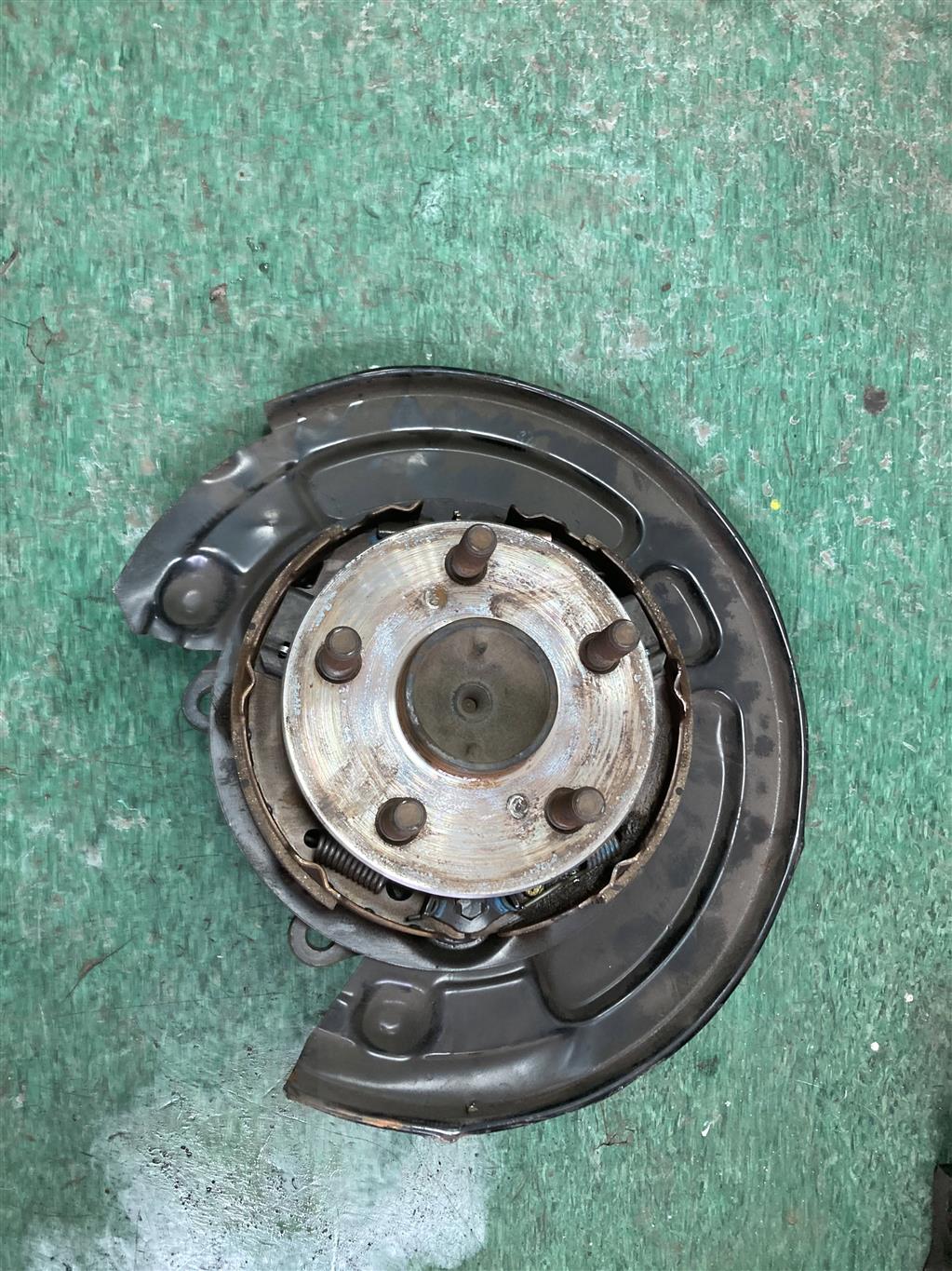 TOYOTA WISH ANE10G/ANE11W/ZNE10G/ZNE14G  для Ступица задняя правая