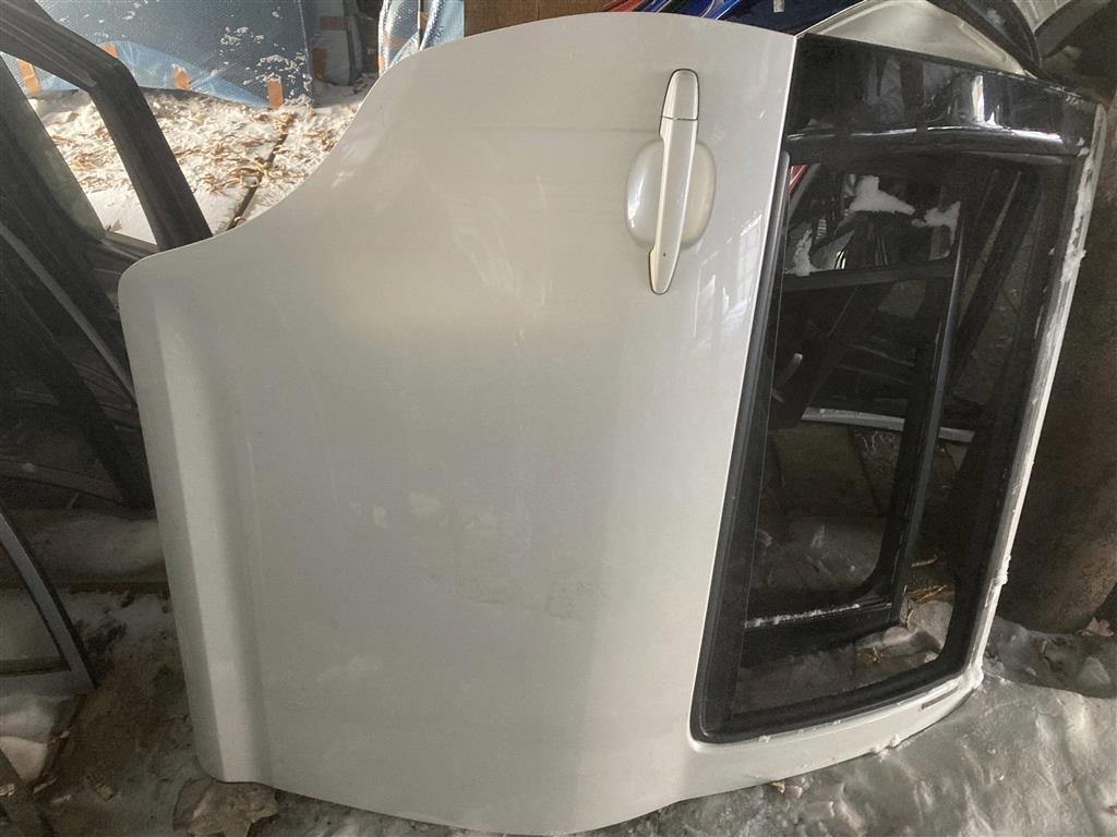 TOYOTA WISH ANE10G/ANE11W/ZNE10G/ZNE14G  для Дверь задняя правая