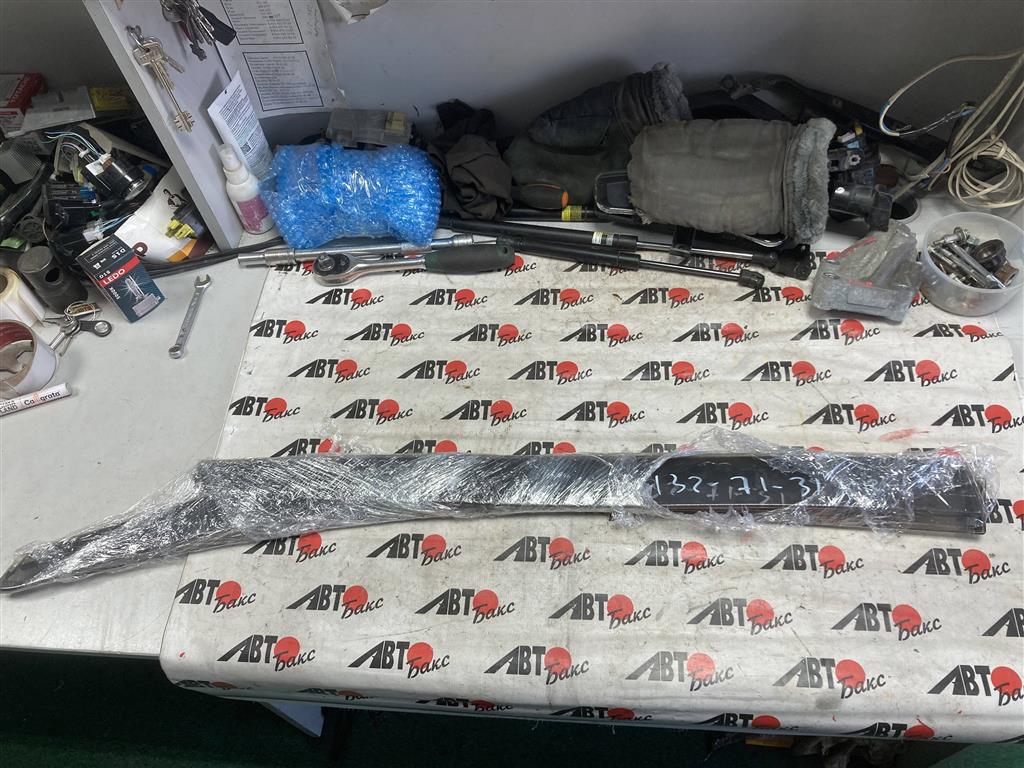 NISSAN LEAF AZE0 для Ветровики