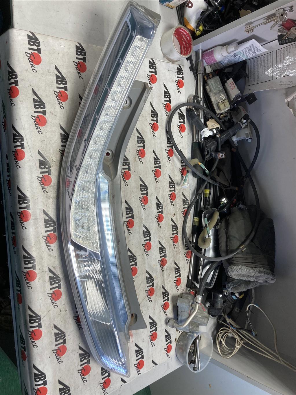 NISSAN LEAF AZE0 для Фонарь задний левый