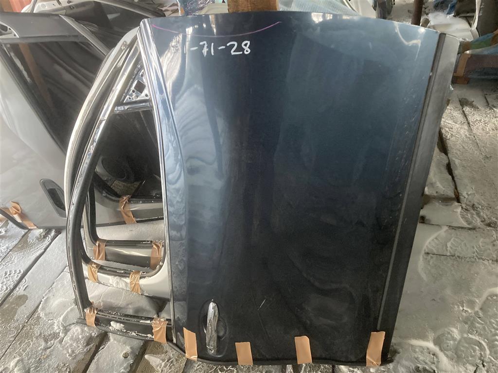 NISSAN X-TRAIL NT32 для Дверь передняя правая