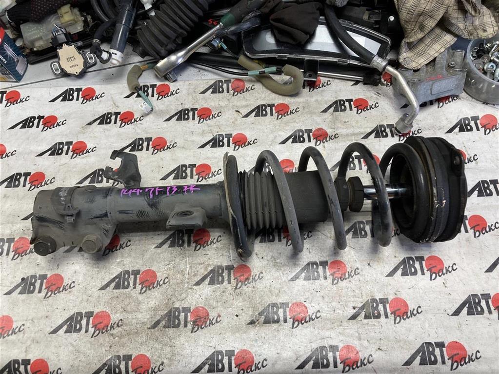 NISSAN NV200 VM20 для Стойка передняя правая