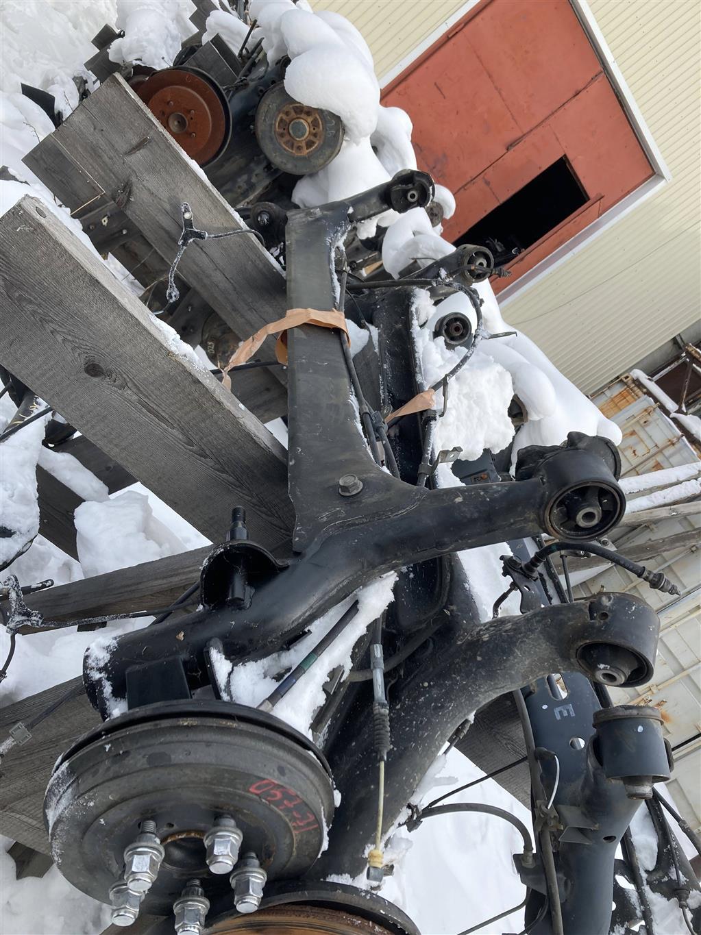 TOYOTA PRIUS NHW20 для Балка задняя в сборе