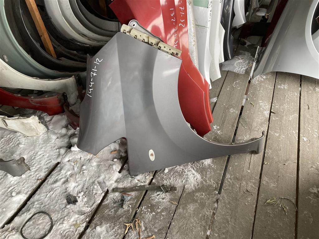 NISSAN NV200 VM20 для Крыло переднее правое