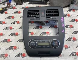 Климат контроль для NISSAN LEAF AZE0  запчасти бу