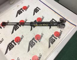 Амортизатор двери задка ПАРА для TOYOTA PRIUS NHW20  запчасти бу