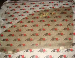 Стекло двери передней левой для HONDA ASCOT CE4/CE5  запчасти бу