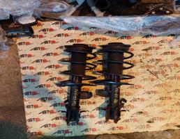 Стойка передняя левая для NISSAN JUKE YF15  запчасти бу