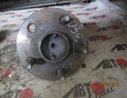 Ступица задняя правая для TOYOTA OPA ACT10/ZCT10/ZCT15  запчасти бу