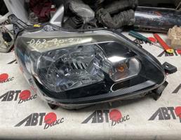 Фара передняя правая для TOYOTA PORTE NCP141  запчасти бу