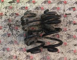 Пружина задняя 2 шт для NISSAN AD ZNY12  запчасти бу