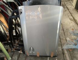 Дверь передняя правая для TOYOTA PRIUS ZVW30  запчасти бу