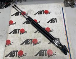 Амортизатор двери задка ПАРА для MITSUBISHI DELICA D5 CV5W  запчасти бу