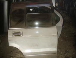 Дверь задняя правая для ISUZU BIGHORN UBS25DW/UBS25GW/UBS69DW/UBS69GW  запчасти бу