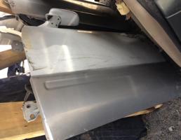 Дверь передняя левая для SUBARU FORESTER SF5/SF9  запчасти бу