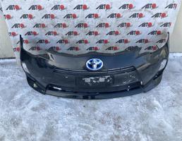 Бампер передний для TOYOTA AQUA NHP10  запчасти бу