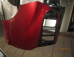 Дверь задняя правая для NISSAN JUKE YF15  запчасти бу