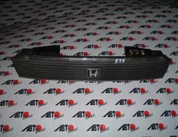 Решетка радиатора для HONDA ASCOT CE4/CE5  запчасти бу
