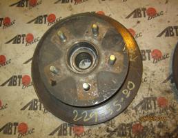 Ступица задняя правая для MITSUBISHI DIAMANTE F31A/F36A/F41A/F46A/F47A  запчасти бу