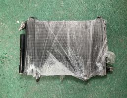 Радиатор кондиционера для TOYOTA VITZ NCP10/NCP13/NCP15/SCP10/SCP13  запчасти бу