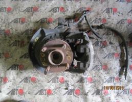 Ступица передняя правая для TOYOTA VITZ NCP10/NCP13/NCP15/SCP10/SCP13  запчасти бу