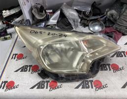 Фара передняя правая для TOYOTA RACTIS NCP120  запчасти бу