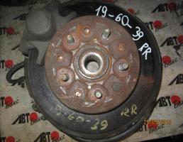 Ступица задняя правая для TOYOTA MARK II JZX110/GX110/GX115/JZX115  запчасти бу