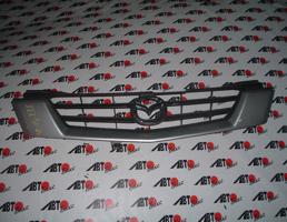 Решетка радиатора для MAZDA DEMIO DW3W/DW5W/GW5W  запчасти бу