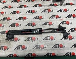 Амортизатор двери задка ПАРА для NISSAN LEAF AZE0  запчасти бу