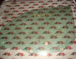 Стекло двери передней левой для TOYOTA CROWN MAJESTA JZS155/UZS151/UZS155/UZS157  запчасти бу