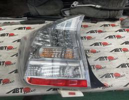 Фонарь задний левый для TOYOTA PRIUS ZVW30  запчасти бу