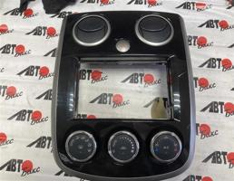 Климат контроль для MAZDA VERISA DC5W  запчасти бу