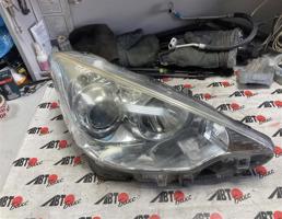 Фара передняя правая для TOYOTA AQUA NHP10  запчасти бу
