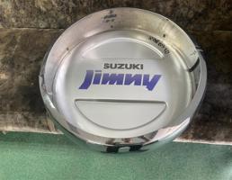 колпак запасного колеса для SUZUKI JIMNY JB23W  запчасти бу